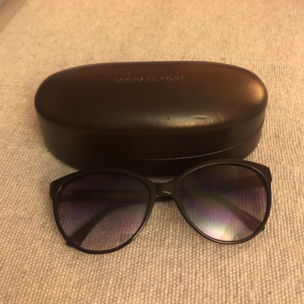 MICHAEL KORS - Black sunglasses (OS)